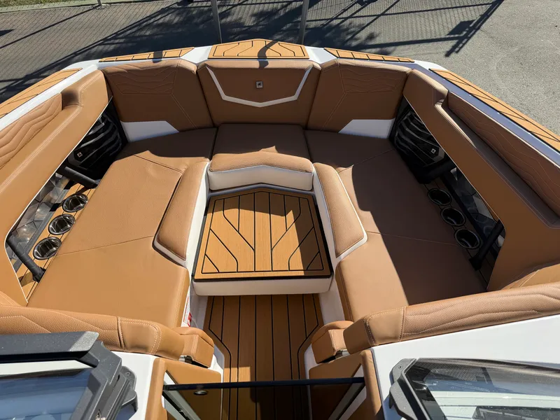 Slide: The Image of Nautique G23 2027 - 28