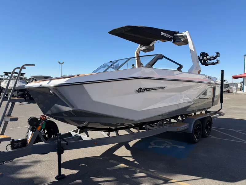 Slide: The Image of Nautique G23 2027 - 8