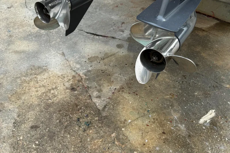 Slide: The Image of SS Props - 27