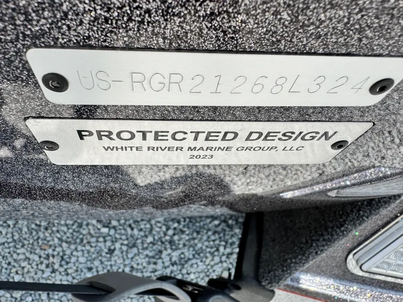 Slide: The Image of 2024 Ranger Z521R CUP boat with protected design by White River Marine Group. - 4