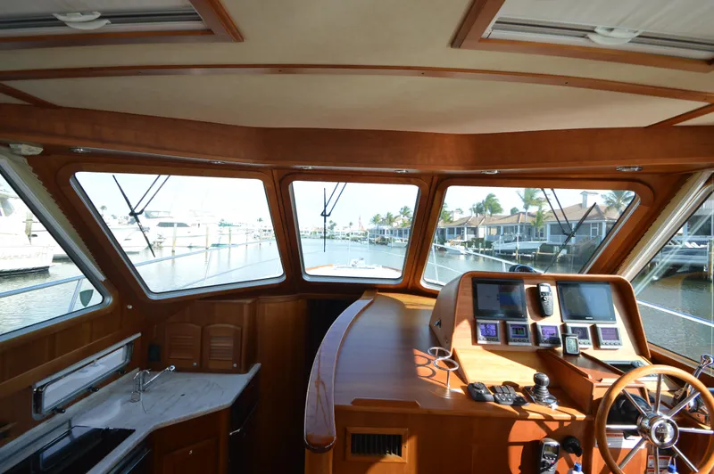 Slide: The Image of Sabreline 42 Salon Express 2013 - 26