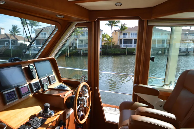 Slide: The Image of Sabreline 42 Salon Express 2013 - 27