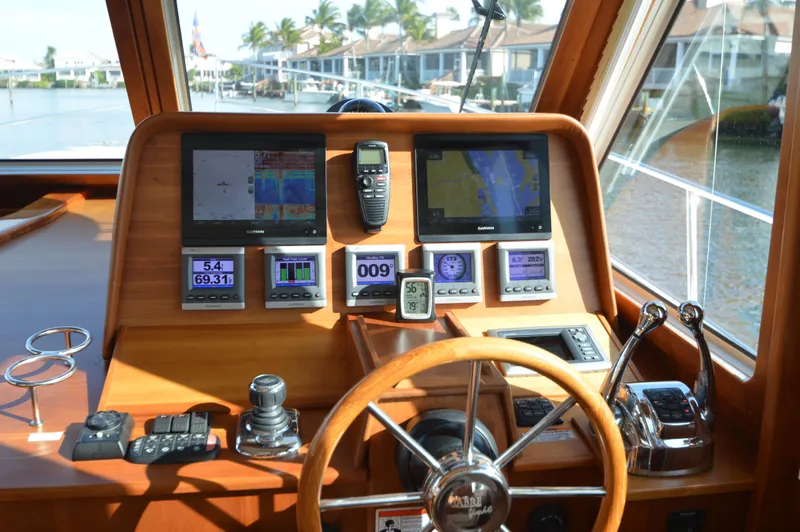 Slide: The Image of Sabreline 42 Salon Express 2013 - 28