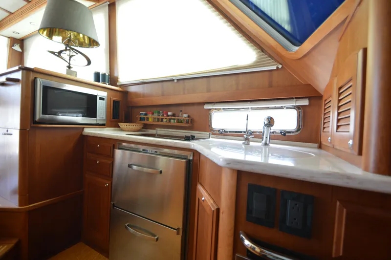 Slide: The Image of Sabreline 42 Salon Express 2013 - 32