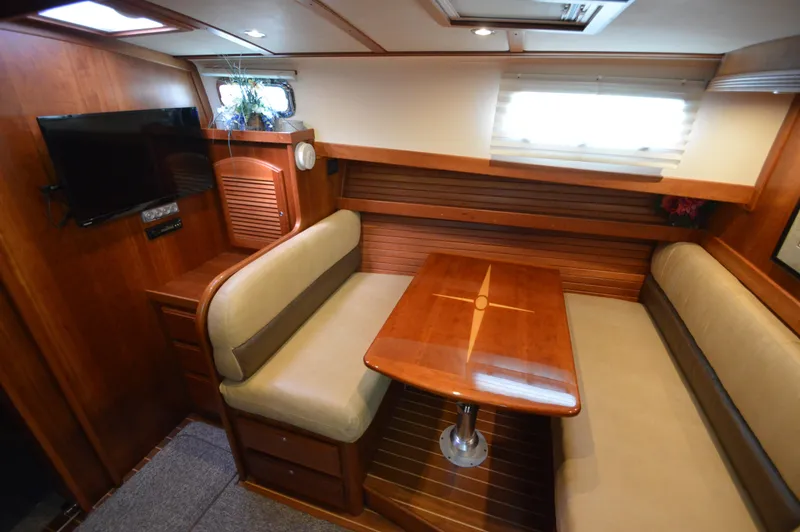 Slide: The Image of Sabreline 42 Salon Express 2013 - 38