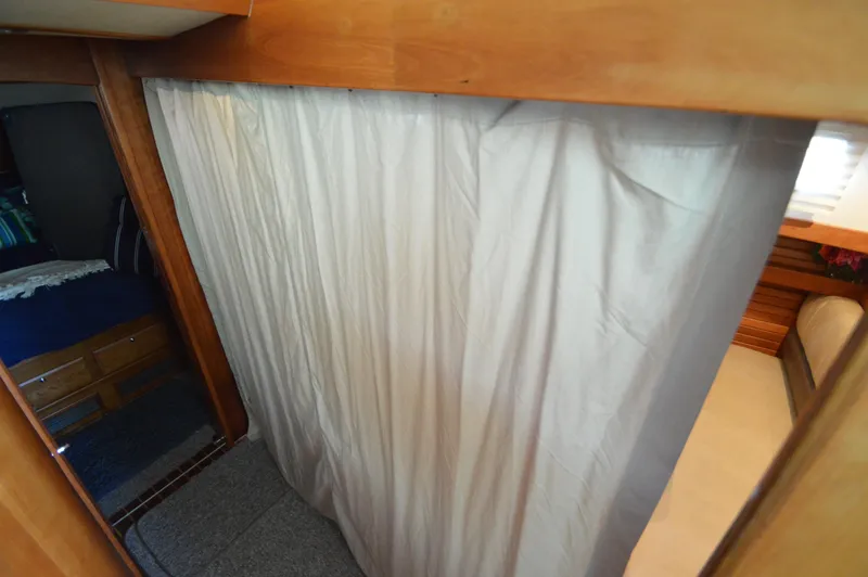 Slide: The Image of Sabreline 42 Salon Express 2013 - 40