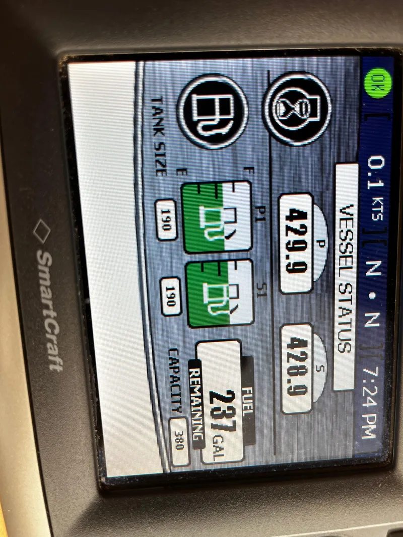 Slide: The Image of Sabreline 42 Salon Express 2013 - 59