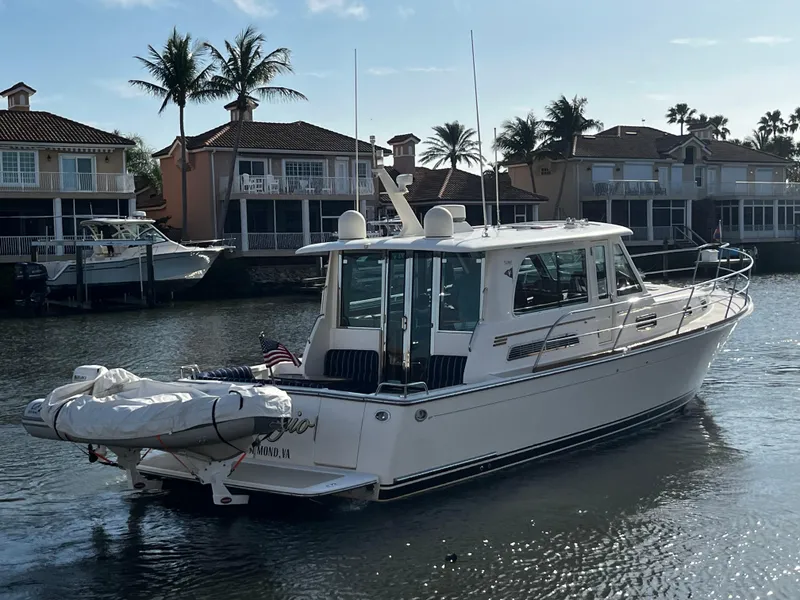 Slide: The Image of Sabreline 42 Salon Express 2013 - 64