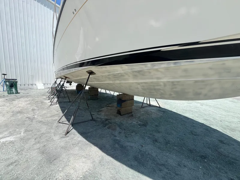 Slide: The Image of Sabreline 42 Salon Express 2013 - 70