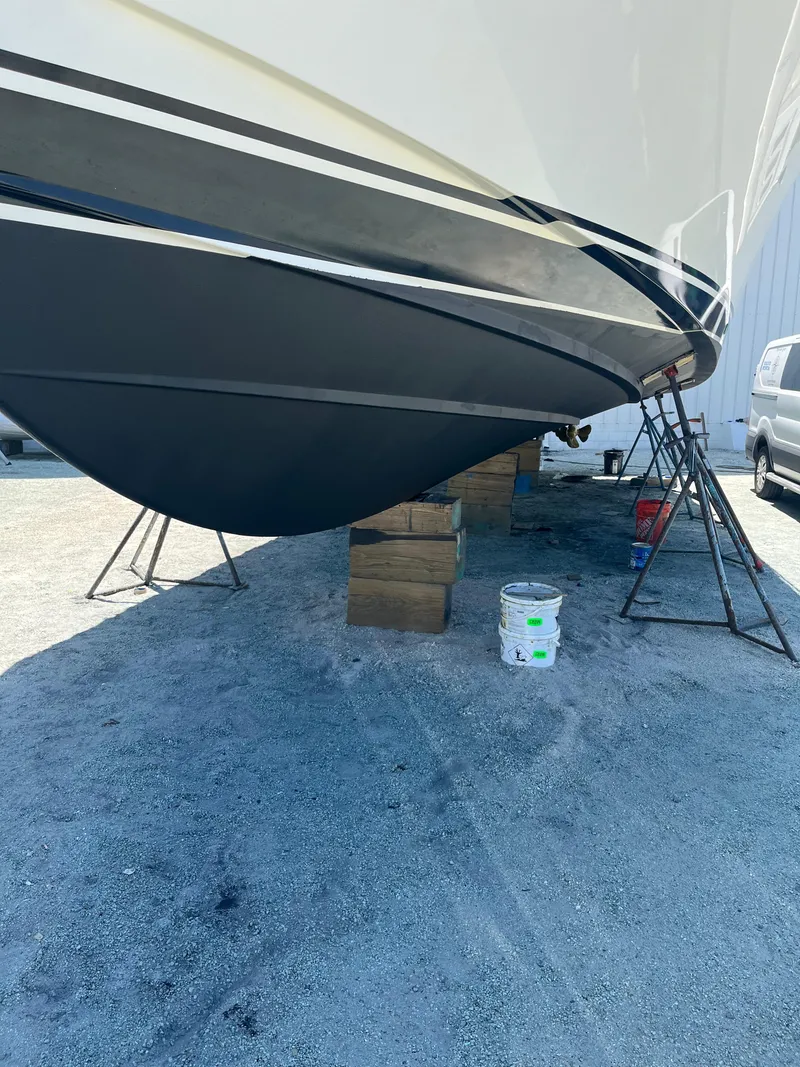 Slide: The Image of Sabreline 42 Salon Express 2013 - 73