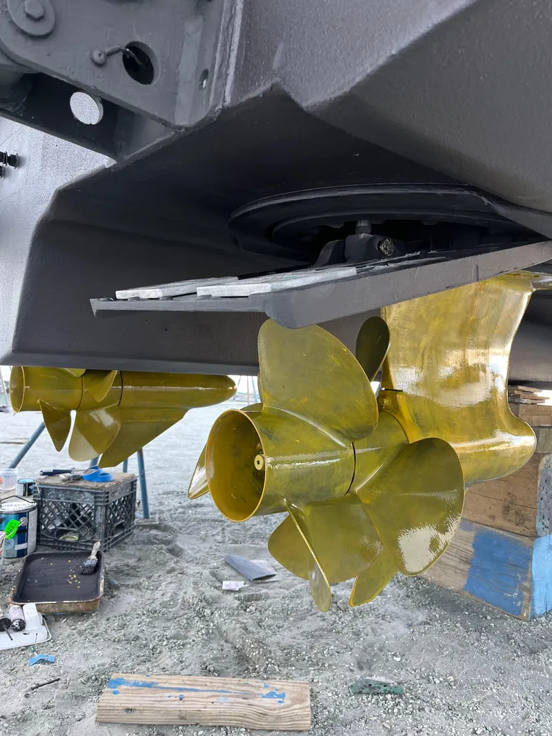 Slide: The Image of Sabreline 42 Salon Express 2013 - 78