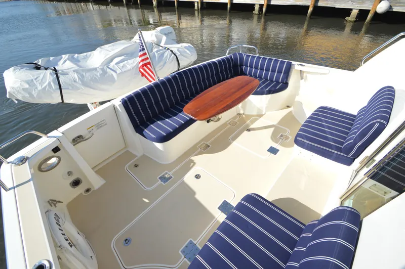 Slide: The Image of Sabreline 42 Salon Express 2013 - 8