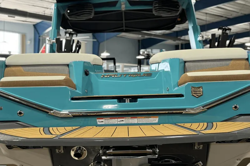 Slide: The Image of Nautique Super Air Nautique G23 2024 - 2