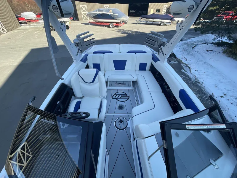Slide: The Image of Malibu Wakesetter 20 VTX 2023 - 213