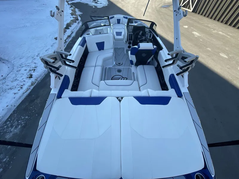 Slide: The Image of Malibu Wakesetter 20 VTX 2023 - 193