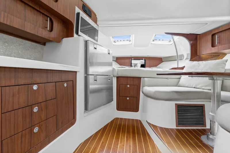 Slide: The Image of Grady-White 370 EXPRESS 2022 - 22