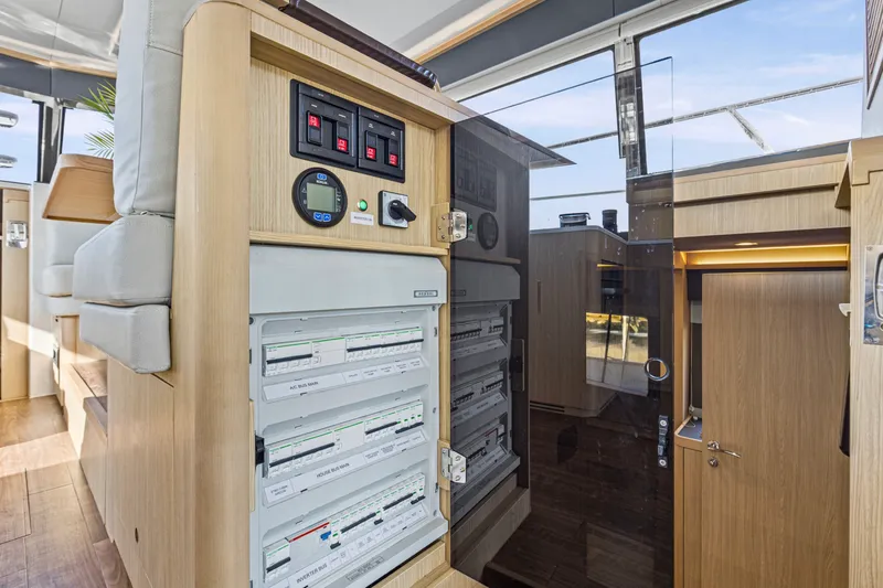 Slide: The Image of Aquila 42 YACHT 2024 - 22