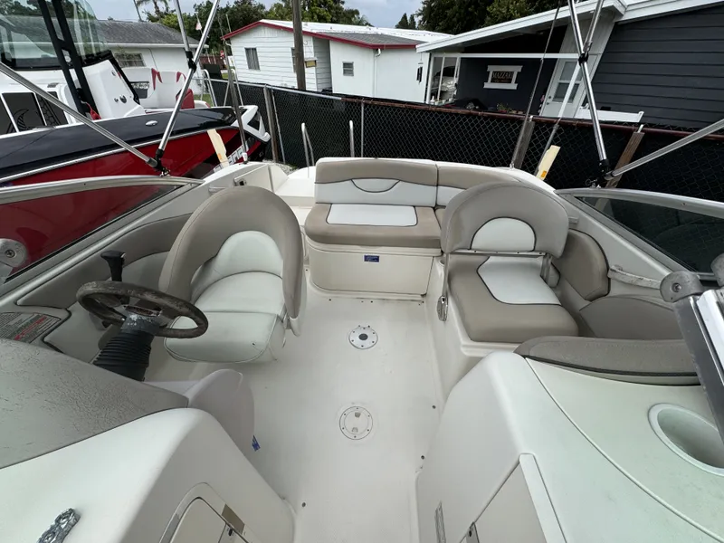 Slide: The Image of Sea Ray 200 2003 - 10