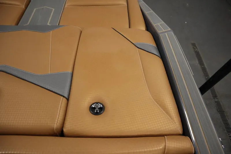 Slide: The Image of Supreme ZS232 2024 - 62