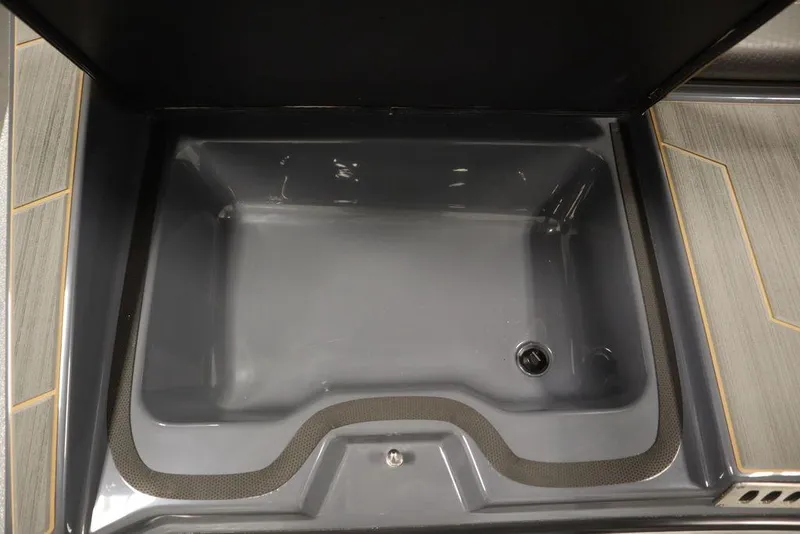 Slide: The Image of Supreme ZS232 2024 - 68