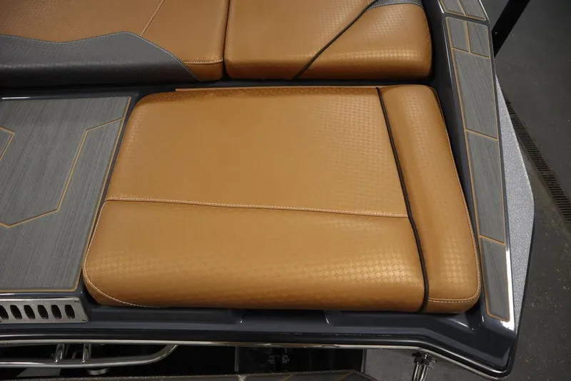 Slide: The Image of Supreme ZS232 2024 - 69