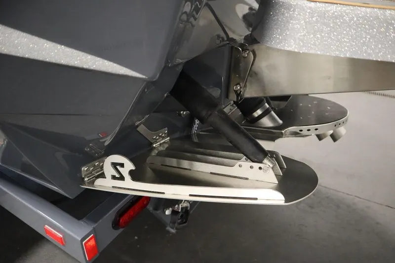 Slide: The Image of Supreme ZS232 2024 - 75