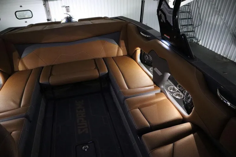 Slide: The Image of Supreme ZS232 2024 - 86