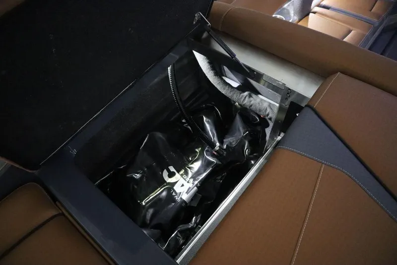 Slide: The Image of Supreme ZS232 2024 - 89