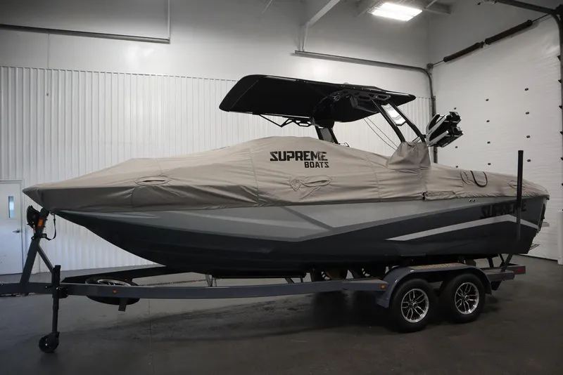 Slide: The Image of Supreme ZS232 2024 - 90