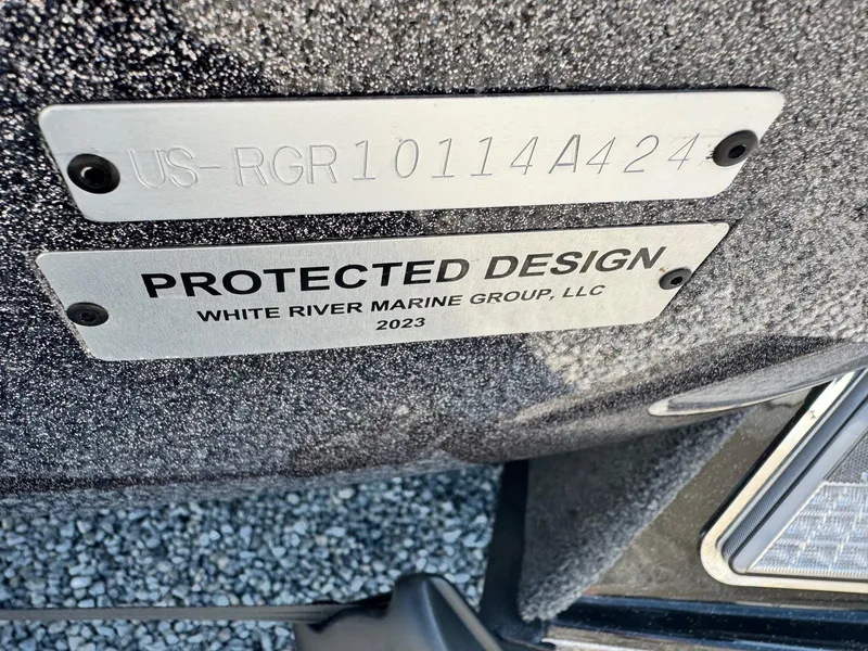 Slide: The Image of 2024 Ranger Z521R CUP boat with protected design by White River Marine Group. - 4