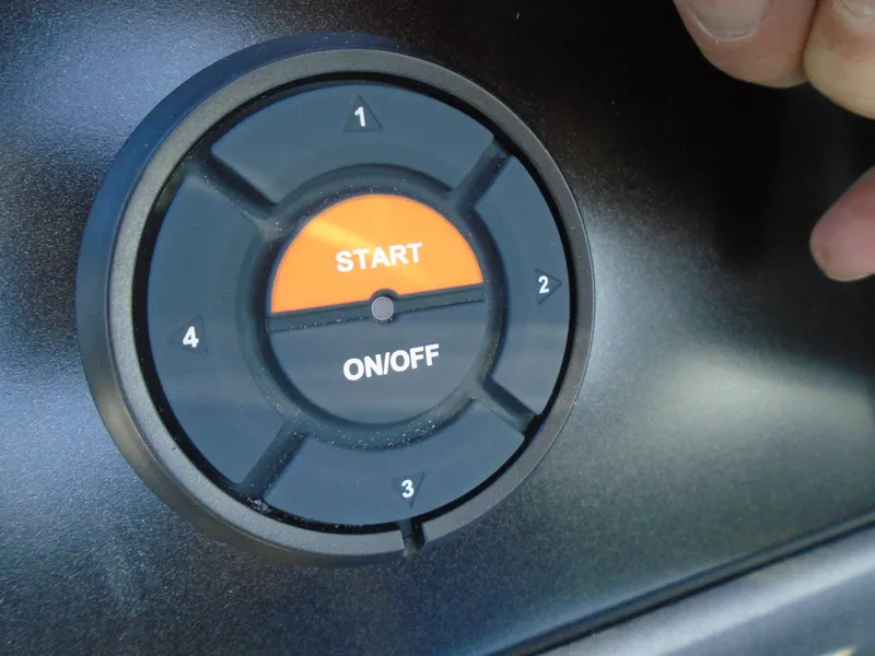 Slide: The Image of 2024 Vexus DVX20S ignition switch with start button. - 16