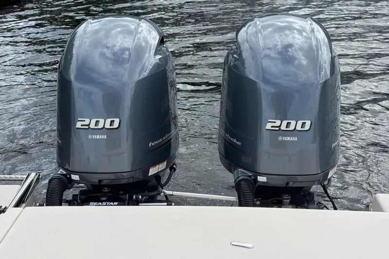 Slide: The Image of Grady-White Fisherman 257 2022 - 19