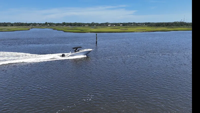 Slide: The Image of Sea Ray SDX 290 Outboard 2027 - 25