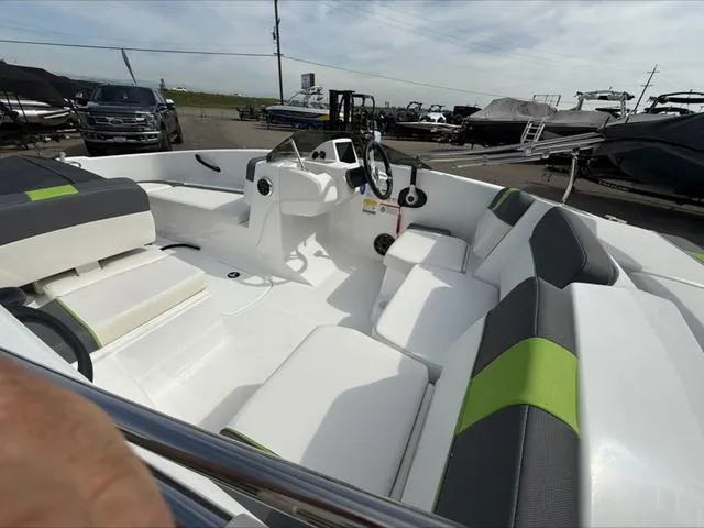 Slide: The Image of Tahoe T16 2024 - 6