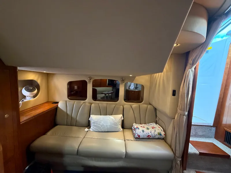 Slide: The Image of Cruisers 370 EXPRESS 2005 - 16