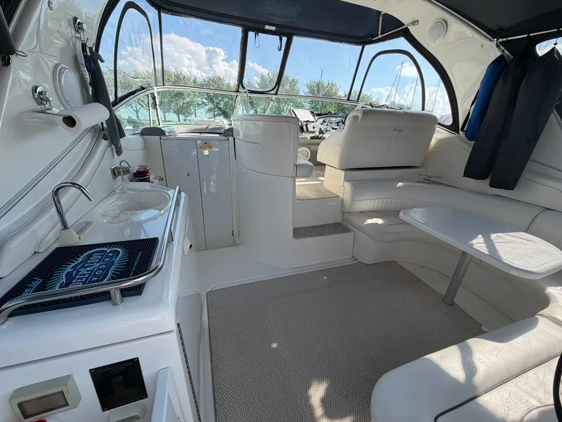 Slide: The Image of Cruisers 370 EXPRESS 2005 - 2