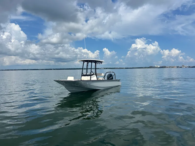 Slide: The Image of Boston Whaler 210 Montauk 2027 - 1