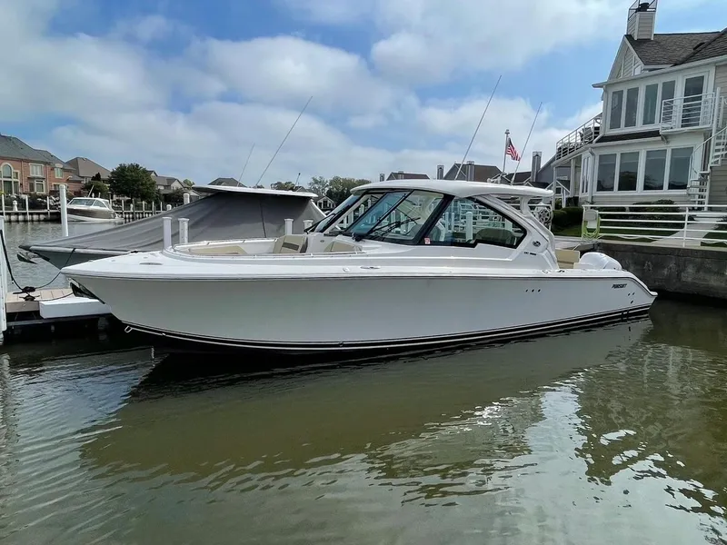 Slide: The Image of Sister Ship Photo - 2