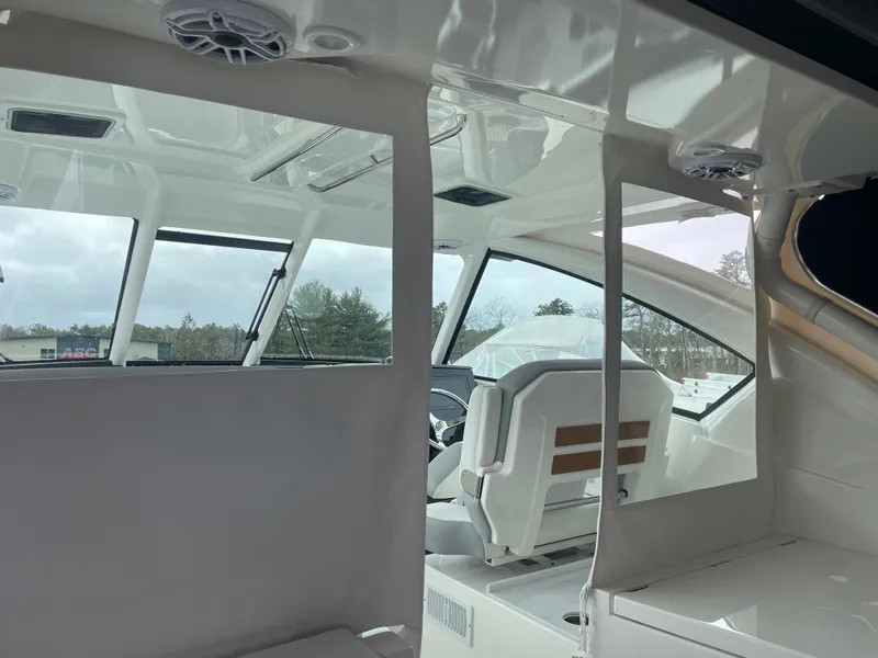 Slide: The Image of Custom Canvas Astern of Helm - 4