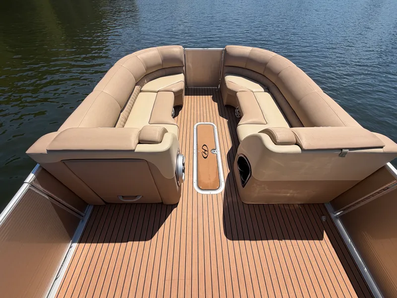 Slide: The Image of Harris GRAND MARINER 270 2016 - 15