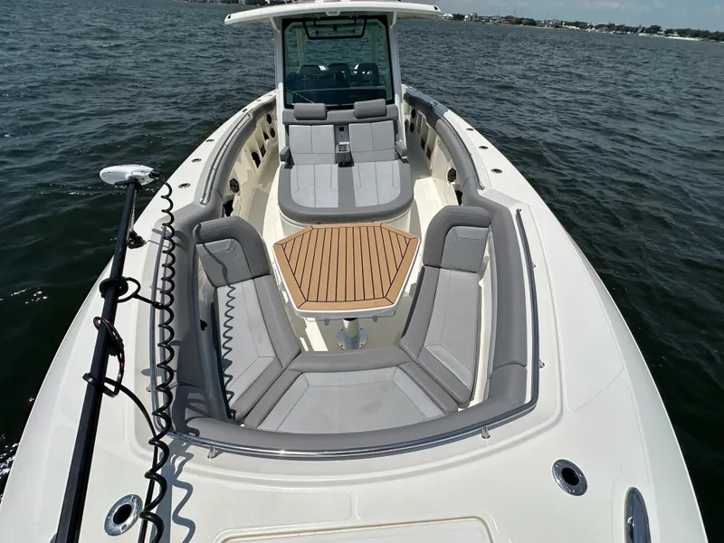 Slide: The Image of Boston Whaler 380 OUTRAGE 2024 - 45