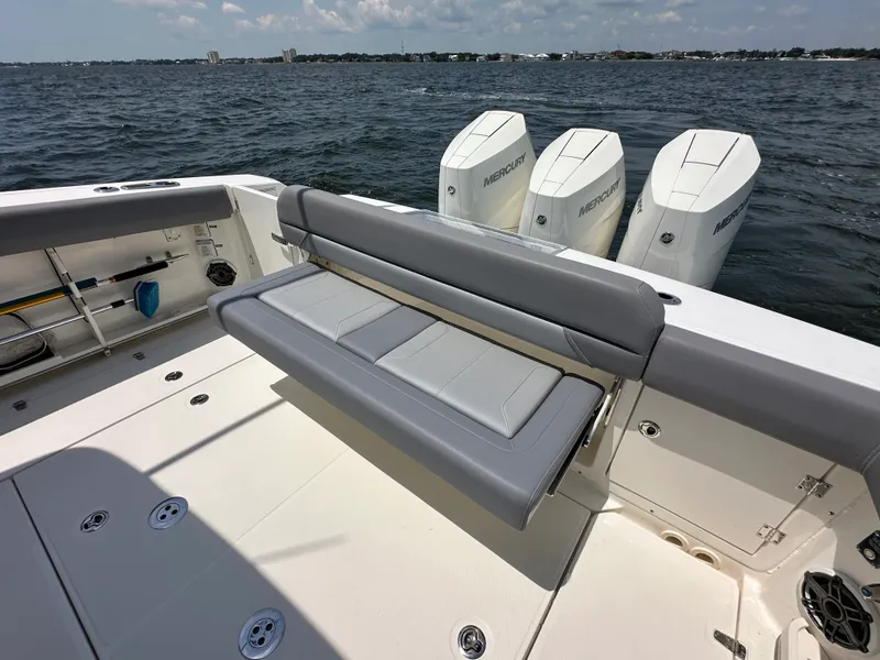 Slide: The Image of Boston Whaler 380 OUTRAGE 2024 - 21