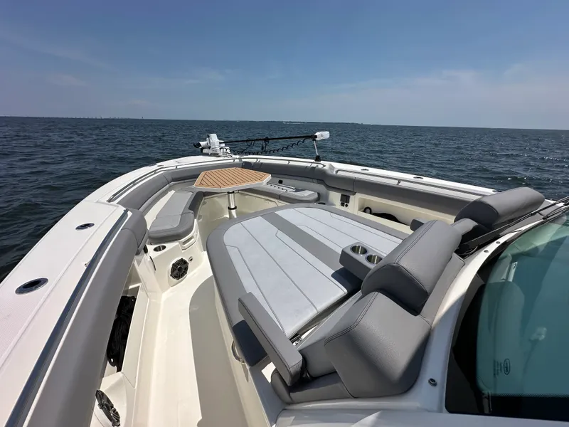 Slide: The Image of Boston Whaler 380 OUTRAGE 2024 - 42