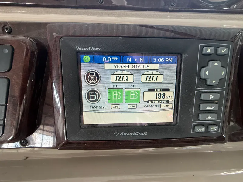 Slide: The Image of Sea Ray 350 SUNDANCER 2009 - 13