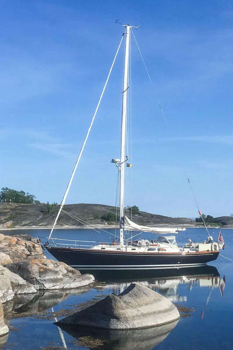 Slide: The Image of Hinckley Yachts Sou'wester 42 MKII 1996 - 54