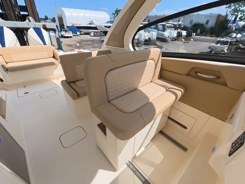 Slide: The Image of Scout 288 Dorado 2027 - 22