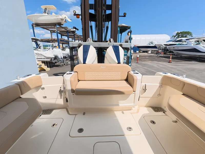 Slide: The Image of Scout 288 Dorado 2027 - 10