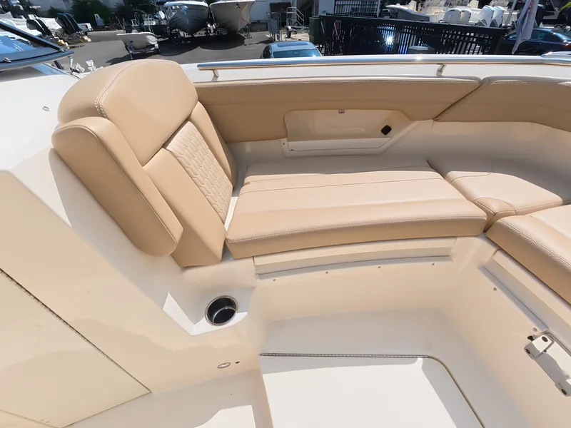 Slide: The Image of Scout 288 Dorado 2027 - 31