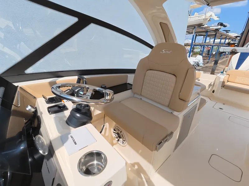Slide: The Image of Scout 288 Dorado 2027 - 21