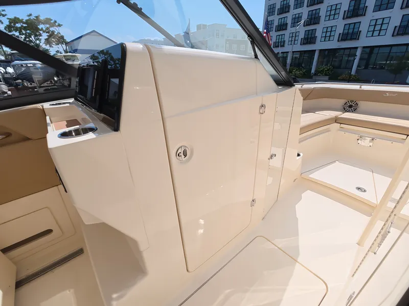 Slide: The Image of Scout 288 Dorado 2027 - 24